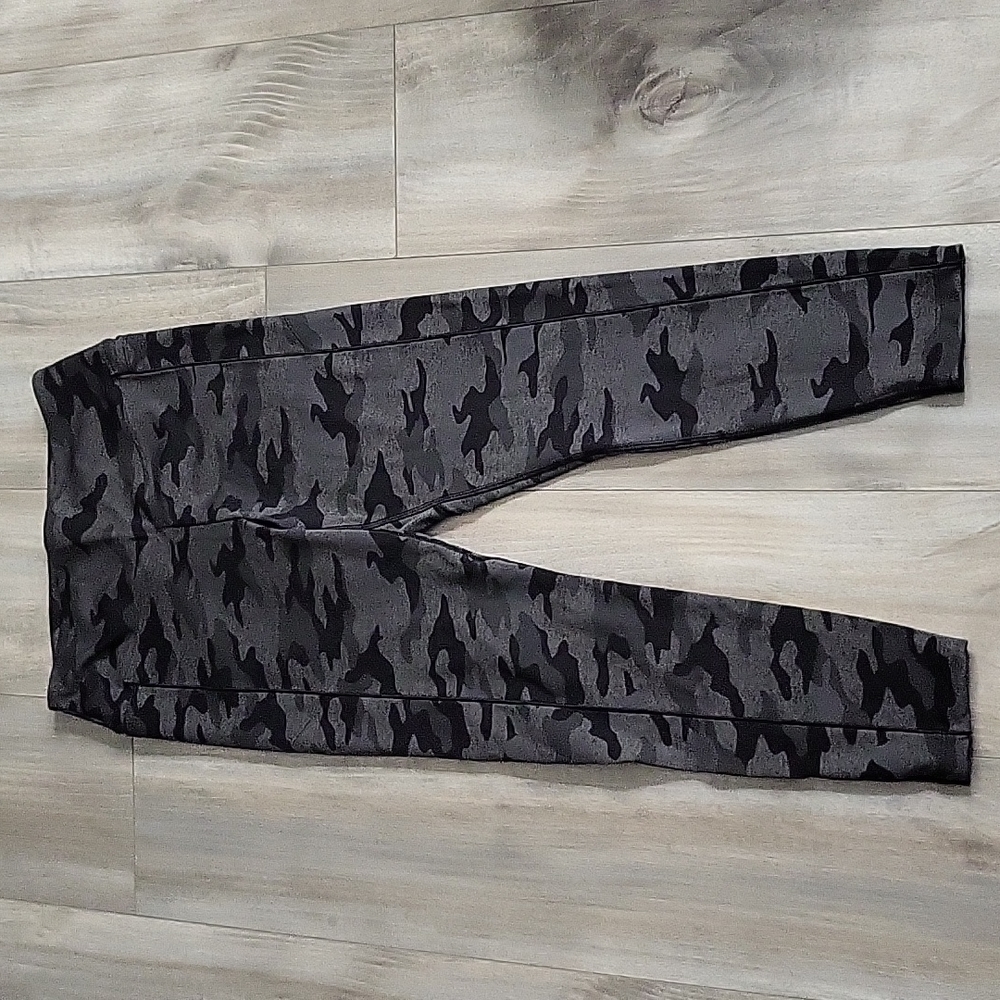 VS PINK active leggings